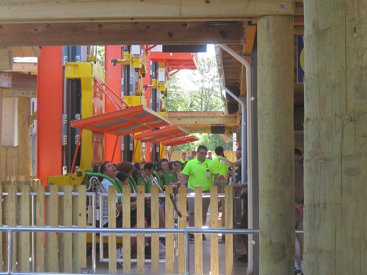 Zumanjaro loading photo IMG_1841_zps35417035.jpg