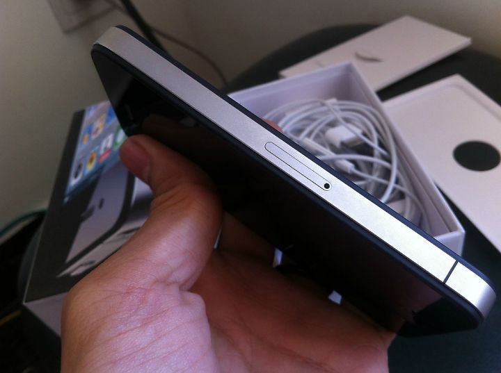 Iphone 4s 8g Mới Tinh Fullbox Zin 100%