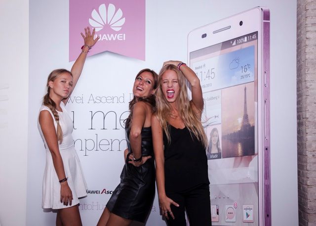 EVENTS, huawei, smartphone mas fino del mundo, dassa bassa, dario barrio, chef, menu rosa, ascend p6,