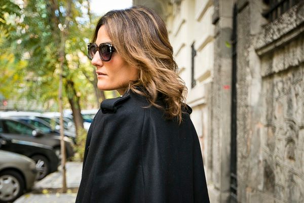 capa mango, slippers zara borlas, gafas con brillos zara, guia de estilo blog