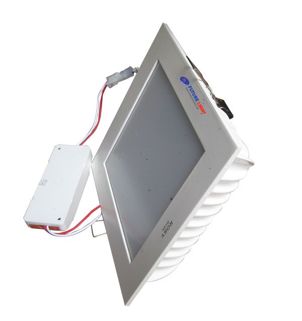 Đèn Chiếu Sáng Tiết Kiệm Điện - 23