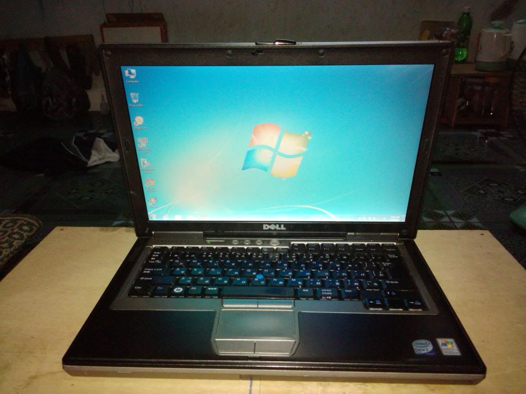 Bình Dương - Cần bán laptop dell d630 máy mới 98% core 2 duo T7250 giá rẽ . - 1
