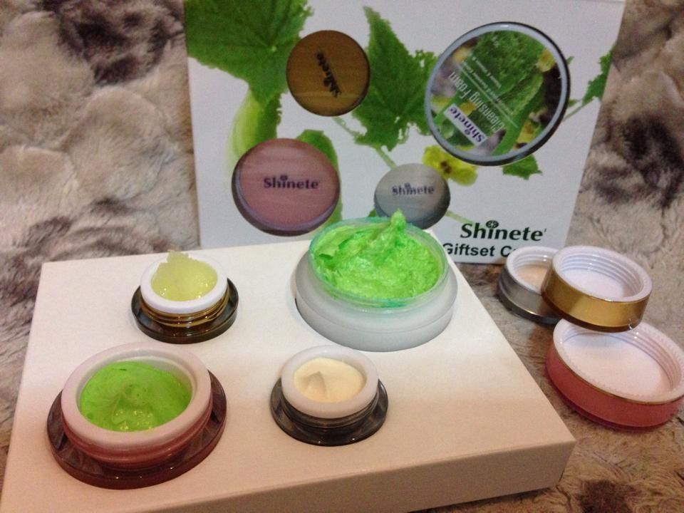 Shinete Cream Pack Whitening Whiten Lightening Lighten + Reduce Dark spots + Melasma + Acne 4in1 box. 