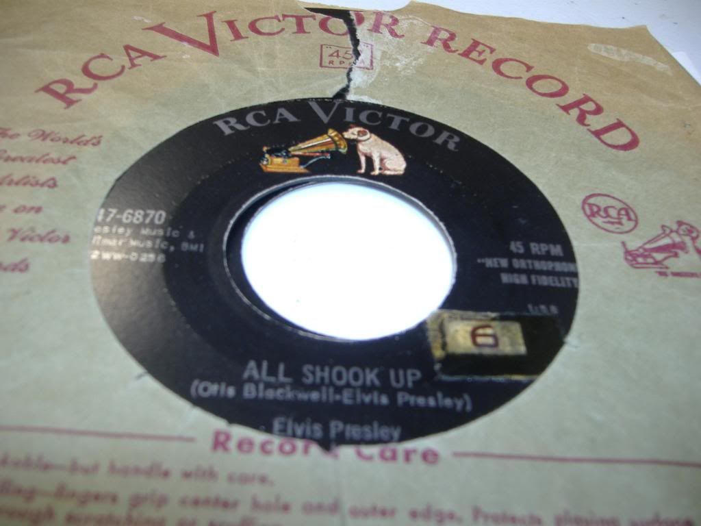 ELVIS PRESLEY & THE JORDANAIRES - All Shook Up (that's When Your Heartaches Begin)