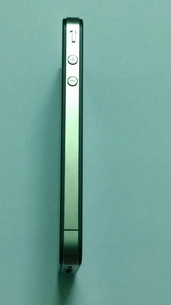 Bán Iphone 4 16GB, bản quốc tế , máy đẹp 99% zin từ a-z, zin từ a-z.. click here - 2